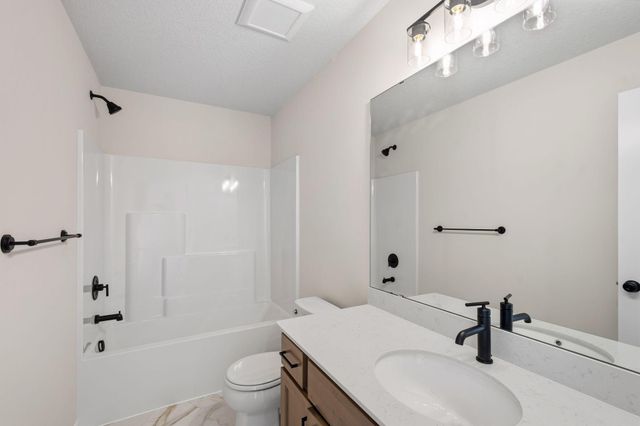 1689 Langston Avenue NE, Saint Michael, MN 55376