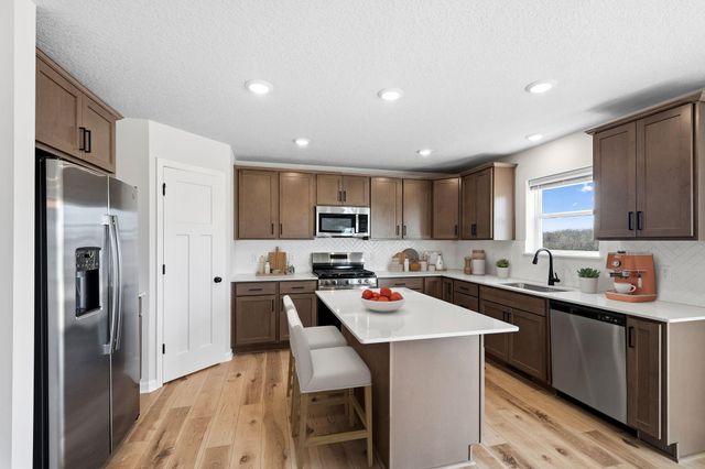 1689 Langston Avenue NE, Saint Michael, MN 55376