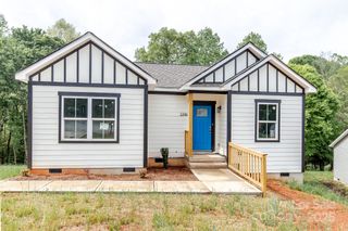 1346 39th Street SW, Hickory, NC 28602