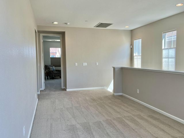 1015 Oak Brook Way, Gilroy, CA 95020