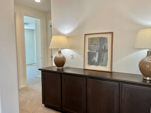 1015 Oak Brook Way, Gilroy, CA 95020