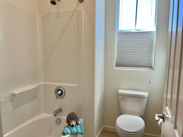 1015 Oak Brook Way, Gilroy, CA 95020