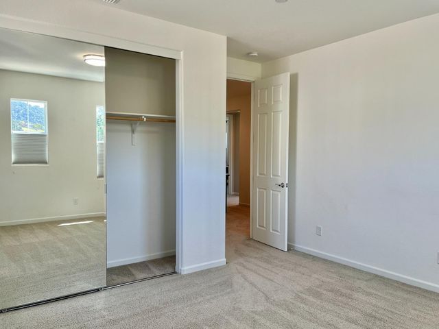 1015 Oak Brook Way, Gilroy, CA 95020