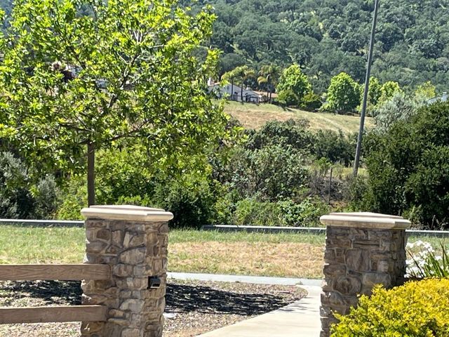 1015 Oak Brook Way, Gilroy, CA 95020