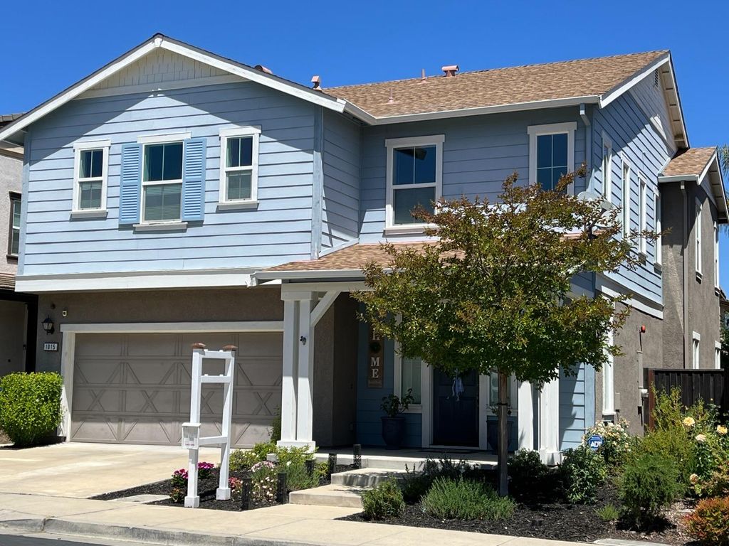1015 Oak Brook Way, Gilroy, CA 95020