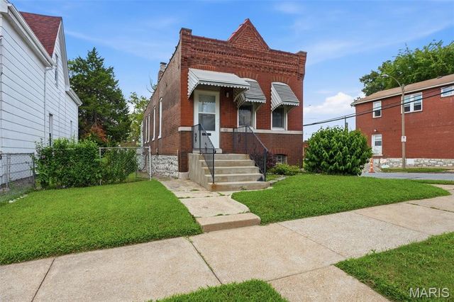 4701 Varrelmann Avenue, St Louis, MO 63116