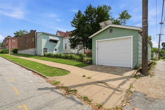 4701 Varrelmann Avenue, St Louis, MO 63116