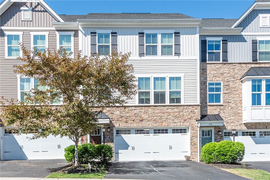 132 Curtis Court ROSS TWP, Ross Twp, PA 15237