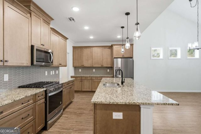 608 Spring Water, Waleska, GA 30183