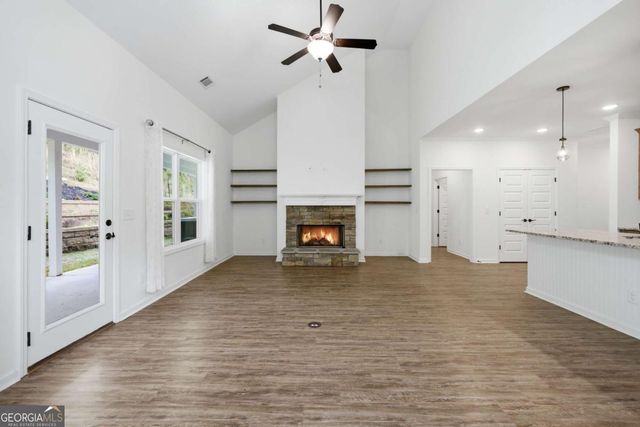 608 Spring Water, Waleska, GA 30183