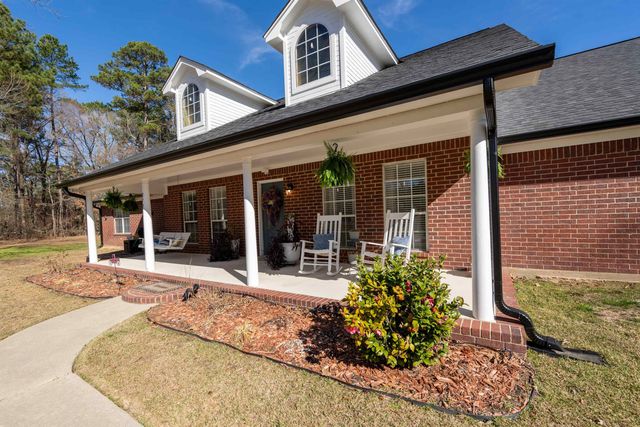 279 Rocking Chair Rd., Kilgore, TX 75662