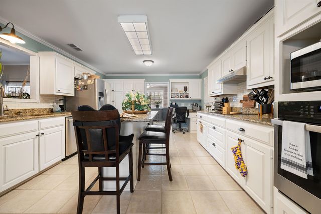 279 Rocking Chair Rd., Kilgore, TX 75662