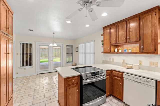402 Shady Bend, Quitman, TX 75783