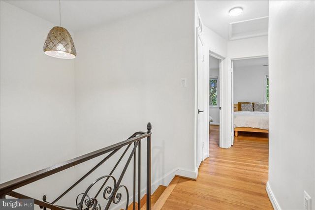 2910 UPTON ST NW, Washington, DC 20008