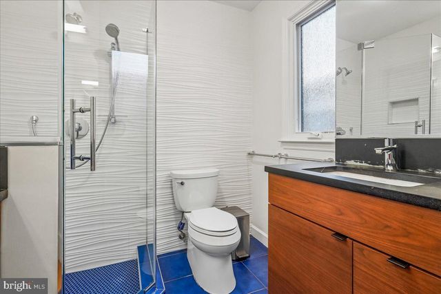 2910 UPTON ST NW, Washington, DC 20008
