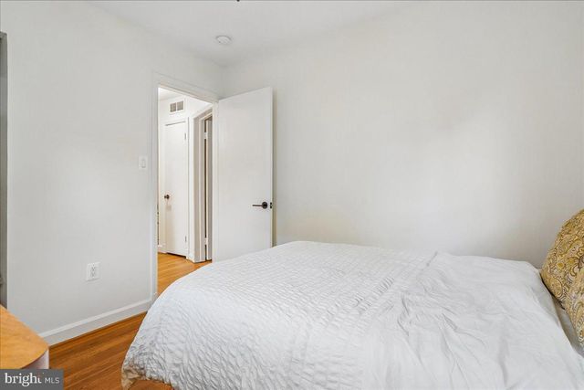 2910 UPTON ST NW, Washington, DC 20008