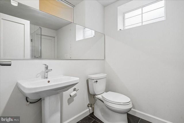 2910 UPTON ST NW, Washington, DC 20008