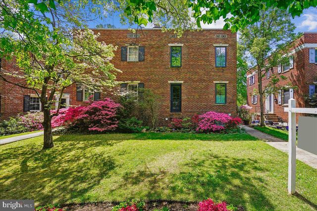 2910 UPTON ST NW, Washington, DC 20008