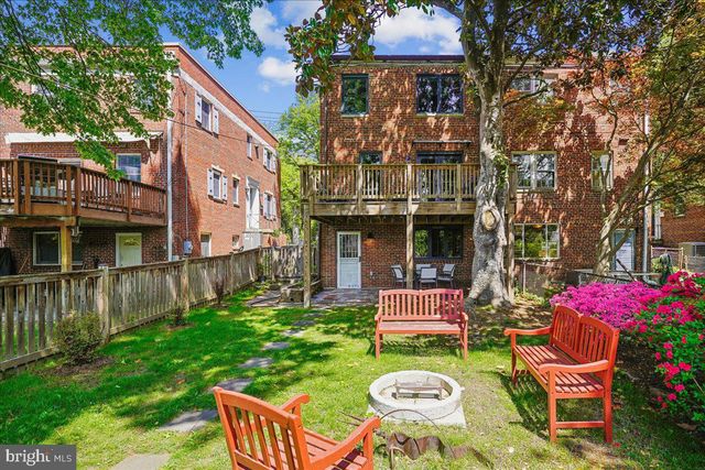 2910 UPTON ST NW, Washington, DC 20008