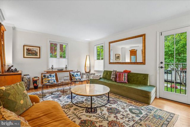 2910 UPTON ST NW, Washington, DC 20008
