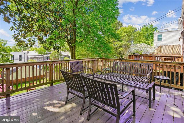 2910 UPTON ST NW, Washington, DC 20008