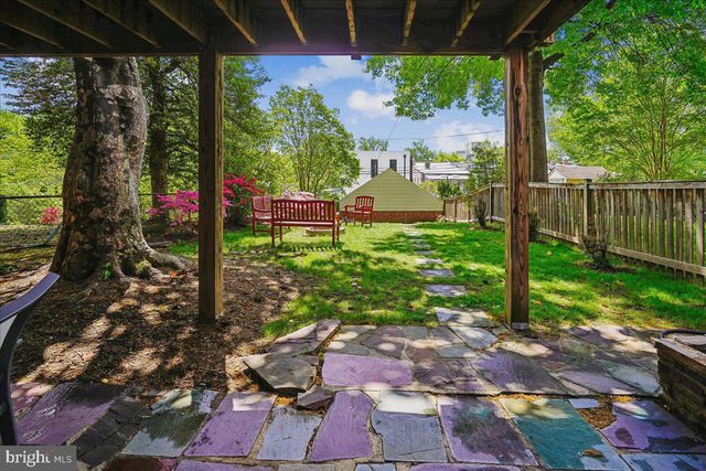 2910 UPTON ST NW, Washington, DC 20008