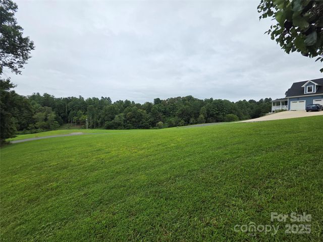 1020 Settlers Trail 30, Mars Hill, NC 28754