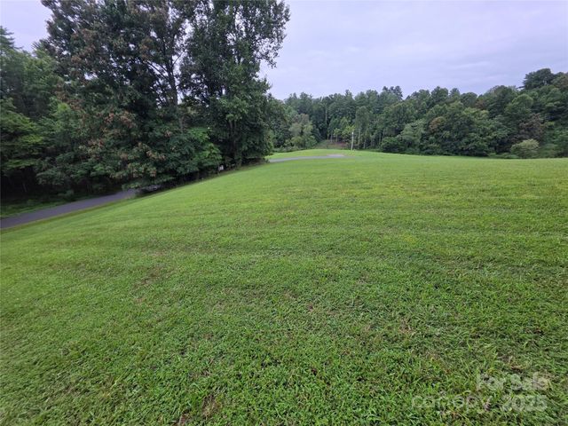 1020 Settlers Trail 30, Mars Hill, NC 28754