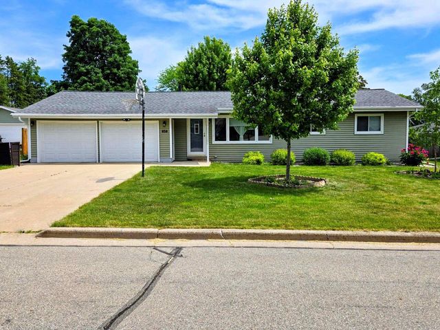 659 Hamburg Street, Ripon, WI 54971