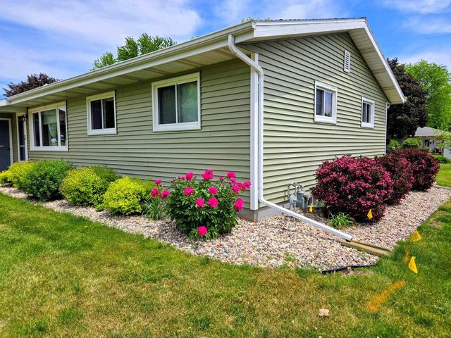 659 Hamburg Street, Ripon, WI 54971