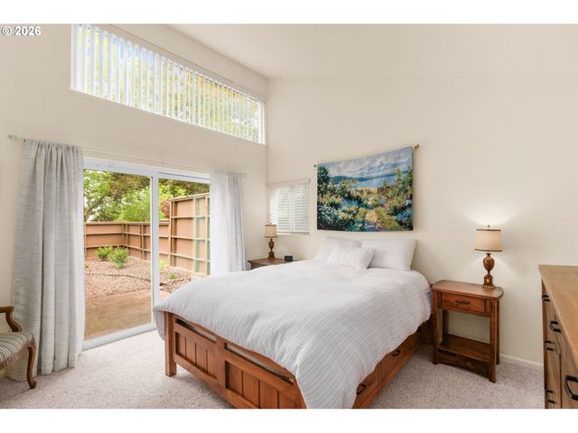 17753 Nw LAKEWAY Ct, Beaverton, OR 97006