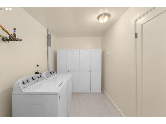 17753 Nw LAKEWAY Ct, Beaverton, OR 97006