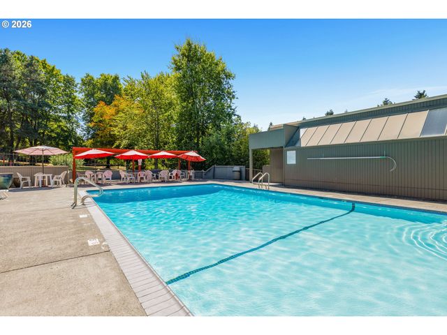 17753 Nw LAKEWAY Ct, Beaverton, OR 97006