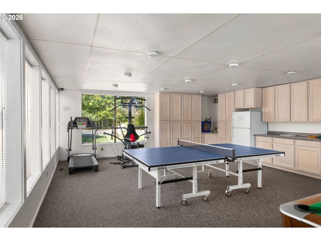 17753 Nw LAKEWAY Ct, Beaverton, OR 97006