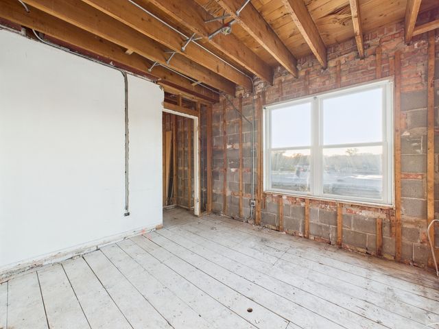 300 Chicago Avenue 4N, Oak Park, IL 60302