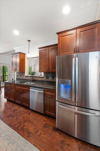 1496 Amberley Dr, Clarksville, TN 37043