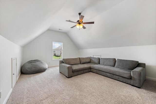 1496 Amberley Dr, Clarksville, TN 37043