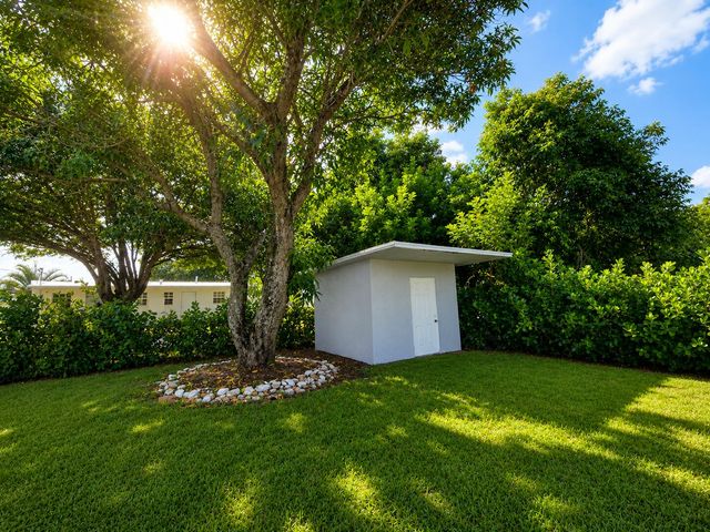 1558 NW 5TH Avenue, Pompano Beach, FL 33060