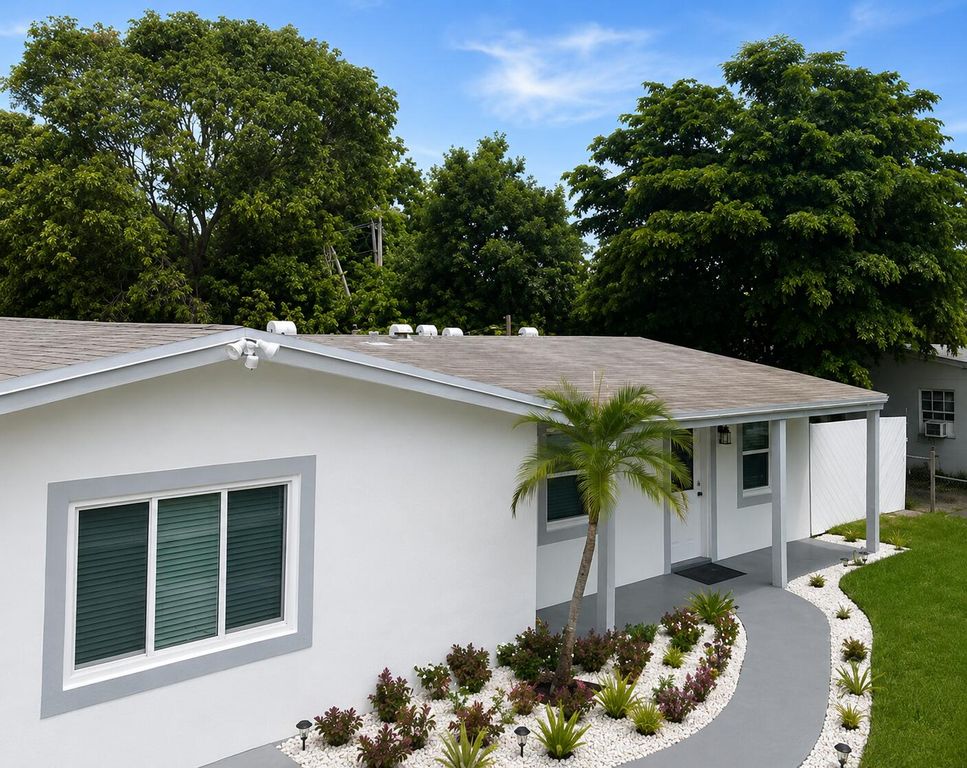 1558 NW 5TH Avenue, Pompano Beach, FL 33060