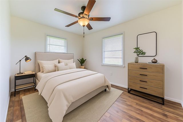 402 N 1st Street, Beasley, TX 77417