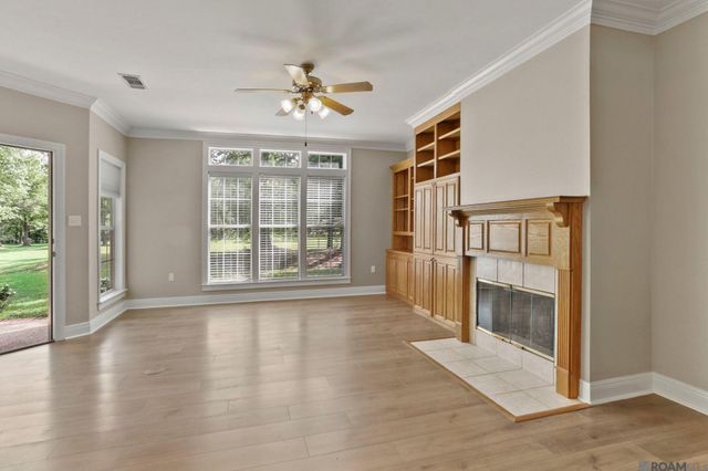 6112 Beechgrove Ln, St Francisville, LA 70775