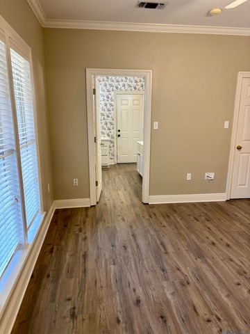 6112 Beechgrove Ln, St Francisville, LA 70775