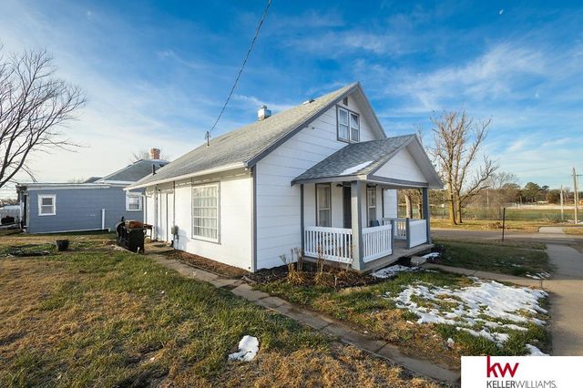 355 W 6th Street, Superior, NE 68978