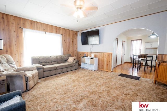 355 W 6th Street, Superior, NE 68978