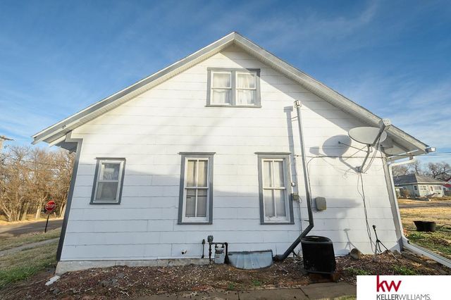 355 W 6th Street, Superior, NE 68978