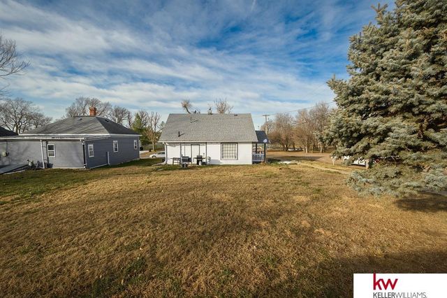 355 W 6th Street, Superior, NE 68978