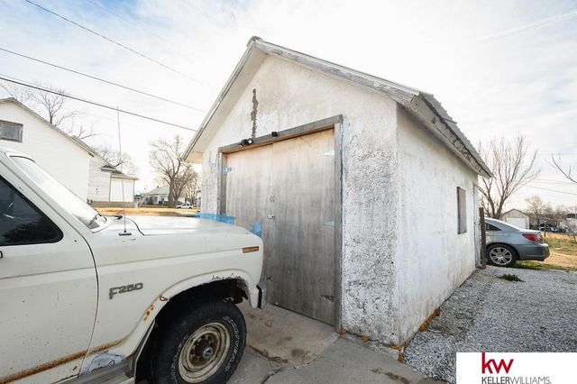 355 W 6th Street, Superior, NE 68978