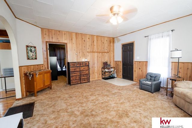 355 W 6th Street, Superior, NE 68978