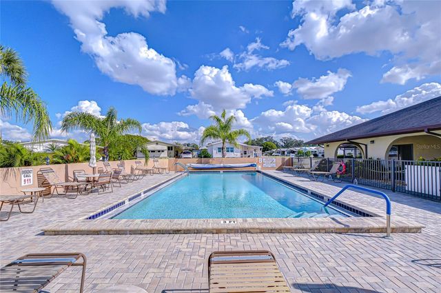 35827 BRISA DRIVE, Zephyrhills, FL 33541