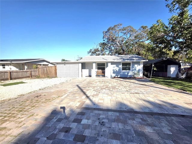 2137 4TH STREET E, Bradenton, FL 34208